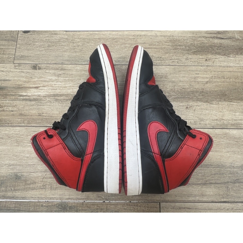 Nike Air Jordan 1 Mid Bred Youth Size 7Y Womens Sz 8.5 Black Red Sneaker Shoes - Picture 13 of 16